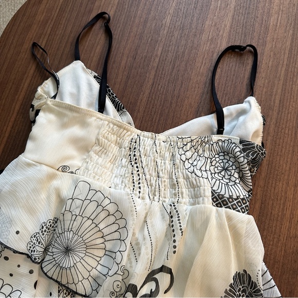 Morgan de toi - black and white ruffle dress with floral details and bow - Picture 5 of 13